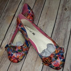 American Eagle flats